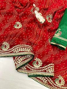 Sari élégant en georgette imprimé avec des broderies complexes et un chemisier assorti en soie monofilament pour les occasions ethniques - Product Image 3