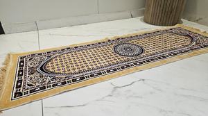 Tapis de prière traditionnel arabe en polyester jacquard à poils moyens, fabriqué à la machine, avec coussinets, pour la maison - Product Image 5