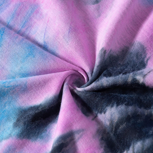 Camiseta de Manga Corta con Cuello Redondo y Estampado Tie-Dye para Hombre, Corte Regular, Tejido de Punto Informal, Diseño con Patrón Azul, Rosa y Negro - Product Image 6