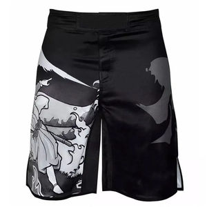 Shorts de MMA de alta calidad, fabricados con tela resistente, costuras reforzadas y ajuste flexible para sesiones de entrenamiento intensas. - Product Image 1