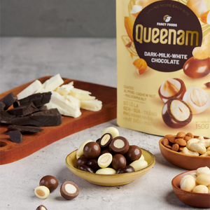 Service de fabrication en marque blanche en gros : Dragées chocolatées HALAL, mélange d'amandes, de noix de cajou et de noix de macadamia enrobées de chocolat, 150g, en gros - Product Image 3