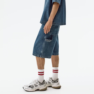 Shorts cargo en jean pour homme, taille mi-haute, délavage clair, en coton, style décontracté d'été avec poches, tissu tissé avec surpiqûres - Product Image 4