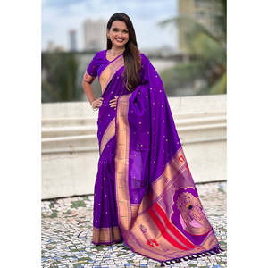 Sari de Seda Paithani Tejido con Zari Morado, Ropa India y Pakistaní con la Imagen de la Diosa Mahalaxmi del Templo de Mahalaxmi - Product Image 6