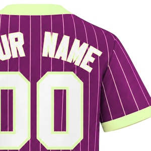 Camiseta Deportiva de Manga Corta para Hombre, para Entrenamiento de Béisbol, Cómoda, con Cierre de Botones en el Cuello, Diseño a Rayas y Logotipo del Equipo - Product Image 5