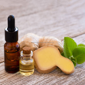 Huile de gingembre |   Huile essentielle de gingembre de qualité supérieure pour les soins de la peau, l'industrie alimentaire et la pâtisserie - Product Image 6