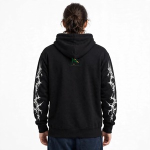 NEXTEX Sweat à capuche unisexe noir à imprimé tribal, design manches à motif épines blanches, poche kangourou, cordon de serrage à la capuche - Product Image 3