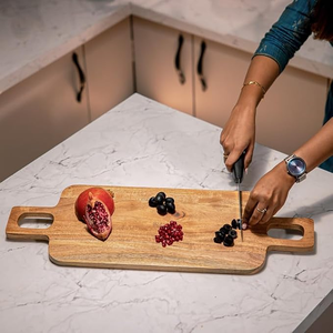 Planche à découper en bois de style ferme moderne, forme rectangulaire, épaisseur 1,5 cm, compatible lave-vaisselle, écologique, élégante, ustensile de cuisine personnalisable - Product Image 1
