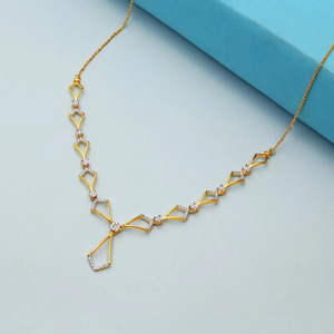 Collier en diamant à cascade géométrique avec maillons en forme de cerf-volant ouverts et élégant pendentif central - Product Image 3