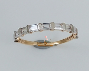 Anillo de Oro Brillante de 22 Quilates Hecho a Mano de Lujo para Mujer, Diseñado para Bodas, Compromisos, Eventos Festivos y Ocasiones Especiales - Product Image 3