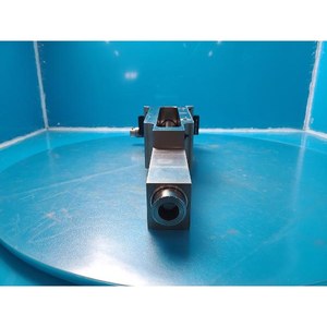 Conjunto de Deslizador Lineal KLA Tencor EDR52102 Usado Como Está, Piezas de Equipos Semiconductores Legacy - Product Image 2