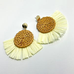 Hot Designs Pendientes de ratán de forma redonda para mujer Hecho en Vietnam Accesorios de joyería multicolor Accesorios de moda - Product Image 3