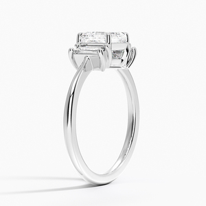 แหวน BOJ รุ่น 0103 ทรง Asscher Cut เงินแท้ 925 ประดับเพชรทรง Halo แบบหนามเตย แหวนเพชรเม็ดเดี่ยว 2 กะรัต สี D ความสะอาด VVS1 มอยส์ซาไนต์ รับรองโดย GRA - Product Image 2