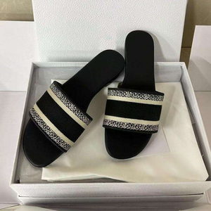 Zapatos de Diseñador de Alta Calidad para Mujer, Marcas Famosas, Pantuflas de Lujo, Sandalias de Nuevo Diseño, Sandalias de Lujo para Mujer - Product Image 3