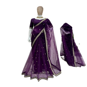 Sari en modal et rayonne de couleur violet foncé, doux et luxueux, avec bordure en dentelle et travail de codage et de sequins, et pièce de chemisier avec travail de latkan. - Product Image 1