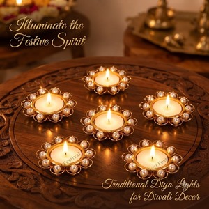 Supports de bougies chauffe-plat en filigrane métallique plaqué or, faits à la main, de luxe, écologiques, durables, avec perles exquises, pour Diwali, mariage et décoration intérieure - Product Image 1