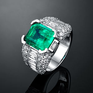 Luxury Women's <b>Cocktail</b> <b>Ring</b> With Emerald Cut Moissanite Pave Diamond Band 18K Solid <b>Gold</b> Prong Setting Geometric Design - Product Image 3