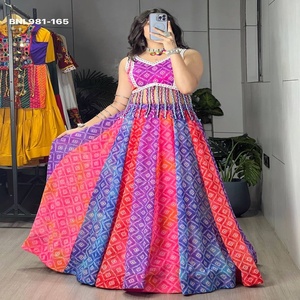 Lehenga évasé de haute qualité avec imprimés faux et motifs Kali multicolores en feuille métallisée - Blouse prête à porter imprimée et ornée de dentelle pour femme - Product Image 1
