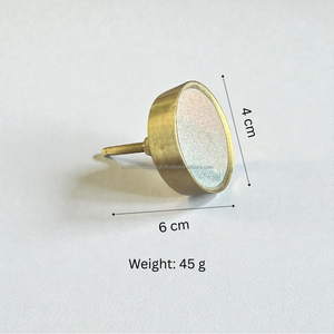 ลูกบิดหินอ่อนสไตล์มินิมอล ขอบสีทอง ผิวด้าน ขนาด 5.75 ซม. ทนทาน เป็นมิตรกับสิ่งแวดล้อม เหมาะสำหรับห้องน้ำ บ้าน บาร์ ห้องครัว ห้องนอน ห้องนั่งเล่น ตู้เก็บของ - Product Image 2