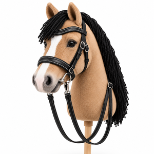 Bridon de cheval de compagnie coloré, fabriqué avec des matériaux durables, des sangles confortables et des détails élégants pour des jeux d'équitation imaginatifs. - Product Image 3