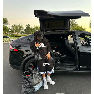 เสื้อฮู้ดดี้ผู้ชายสไตล์ยูนีค ระบายอากาศได้ดี ผลิตจากวัสดุคุณภาพเยี่ยม ขายดี SDL รุ่นใหม่ล่าสุด - Product Image 2