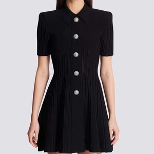 Robe polo élégante à col en V pour femmes - Col contrasté - Coton de haute qualité - Vêtements de sport d'été pour femmes - Product Image 4