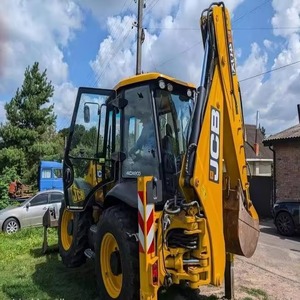 Chargeuse-pelleteuse JCB 4CX fiable et durable à vendre – Matériel lourd idéal pour les grands travaux - Product Image 4
