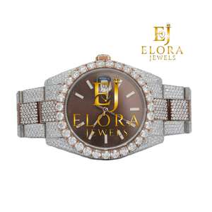Montre à quartz argentée pour homme avec lunette recouverte de cristaux et bracelet à maillons larges - Product Image 1