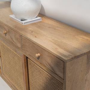 Buffet à 3 portes Vandana Arista Orion en rotin pour des intérieurs et extérieurs modernes et élégants - Product Image 2