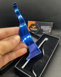 Cuchilla de Afeitar Profesional Wenzy Wave Fashion Cut de Acero Inoxidable con Acabado en Color Azul Plasma para Barbería y Salón de Belleza - Product Image 2