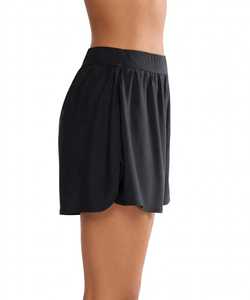 Shorts noirs pour femmes, coupe ample, taille moyenne, ceinture élastique, séchage rapide, sportif, décontracté, couleur unie - Product Image 3