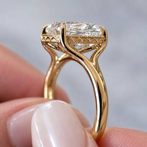 Anillo de Compromiso con Diamante Cultivado en Laboratorio, Corte Cojín, Chapado en Oro de 18K, Banda Solitaria, Joyería Clásica para Mujer - Product Image 3