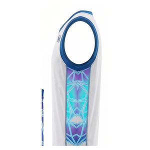 Ensemble de maillot et short de basketball sublimé aux couleurs vives, personnalisable, anti-plis, séchage rapide - Product Image 3