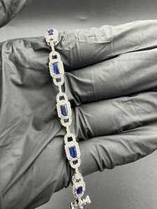 Pulsera de Lujo para Mujer en Plata 925 con Moissanita, Eslabones Geométricos, Piedra Azul Esmeralda, Engaste Hecho a Mano, Joyería para Boda - Product Image 6