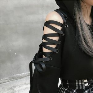 Sudadera Corta con Capucha para Mujer, Color Negro Sólido, Manga Larga, Tejido de Algodón, Estilo Gótico, con Cordones en el Hombro, para Otoño e Invierno - Product Image 4
