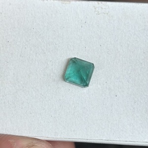 Esmeraldas Naturales de Zambia, Peso 1.10 Quilates, Gema de Esmeralda Natural de Zambia, Corte Octogonal Verde Intenso, Gema Suelta Facetada para Joyería - Product Image 4