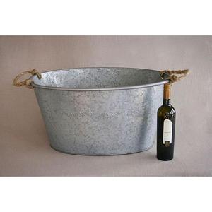 Bacs à boissons de grande capacité style ferme, refroidisseur à champagne et à vin en métal galvanisé, seau à glace pour événements et Noël - Product Image 1