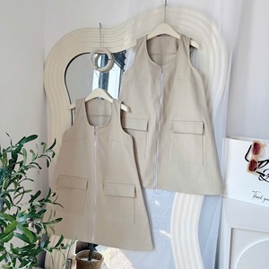 Vestido Minimalista Beige sin Mangas con Cierre y Bolsillo para Uso Diario Informal - Product Image 2