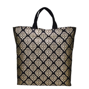 Bolsa de compras multiusos de algodón elegante hecha a mano en Bengala Occidental, India - Product Image 1