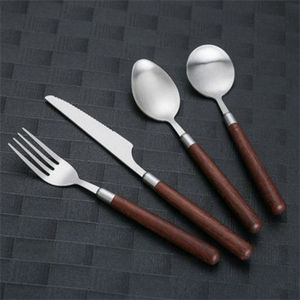 Couverts de table modernes en acier inoxydable de qualité supérieure avec manche en bois – Couteau, fourchette, cuillère, baguettes – Meilleur prix - Product Image 2