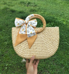 Bolso Tote Bohemio Sofisticado de Jacinto de Agua y Seagrass, Inspirado en lo Vintage, Gran Capacidad, Hecho a Mano, Ecológico, Elegante y a la Moda - Product Image 1