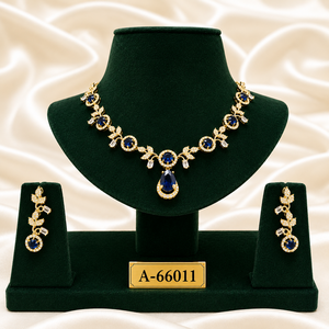 Conjunto de Collar Gargantilla de Perlas y Aleación Chapada en Oro, Pendientes y Maang Tikka, Hecho a Mano, de Alta Calidad, Regalo de Boda para Mujer - Product Image 4