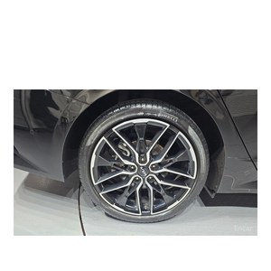 Pour Kia K5 1.6 Turbo avec boîte de vitesses automatique à direction à gauche et sièges en cuir, modèle mars 2022, 43 350 km - Product Image 5