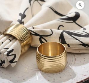 Anneau de serviette en laiton doré 4,5 cm, design glamour, vaisselle durable, décoration de table - Product Image 5
