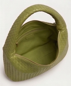 Sac fourre-tout hobo en cuir véritable tressé pour femme, style anglais, avec fermeture éclair et chaînes, sac à bandoulière de luxe personnalisé, vente en gros - Product Image 2