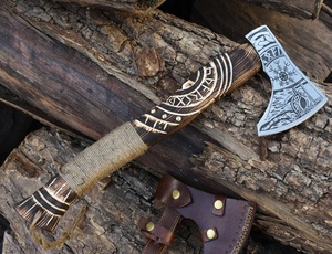 Axe Viking artisanal A&M ENTERPRISES avec tête en acier gravée de runes Vegvisir, manche en bois sculpté et poignée enveloppée de jute - Product Image 5