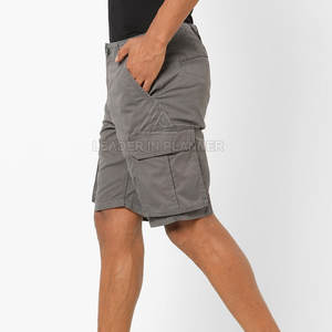 Shorts cargo para hombre de color contrastante, hechos en Pakistán, a precio económico, de alta calidad y cómodos. - Product Image 2
