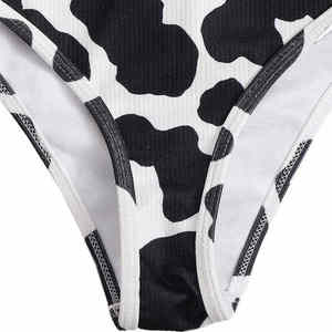 Conjunto de bikini con estampado de vaca en blanco y negro para mujer, top halter con espalda cruzada y tanga con cordones - Product Image 6