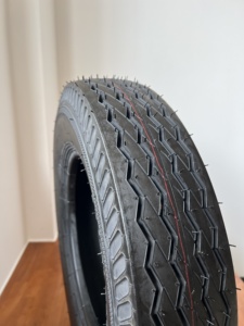 Neumático de Camión Ligero KUMA K701 de Alta Calidad, 205-225 mm de Ancho, Caucho Natural Negro, 1 Año de Garantía, Gran Venta 2026 - Product Image 4