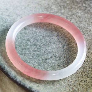 กำไลเรซิ่นทำมือระดับพรีเมียม |   กำไลข้อมือแฟชั่นสีสันสดใสสำหรับใส่ลำลอง ทำงาน ปาร์ตี้ และเป็นของขวัญ |   ผู้จัดจำหน่ายสินค้าขายส่งจำนวนมาก - Product Image 6