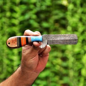 Couteau de chasse et de camping occidental à lame droite en acier Damas, motif échelle, manche en bois, 8 pouces, vente en gros, personnalisé - Product Image 3